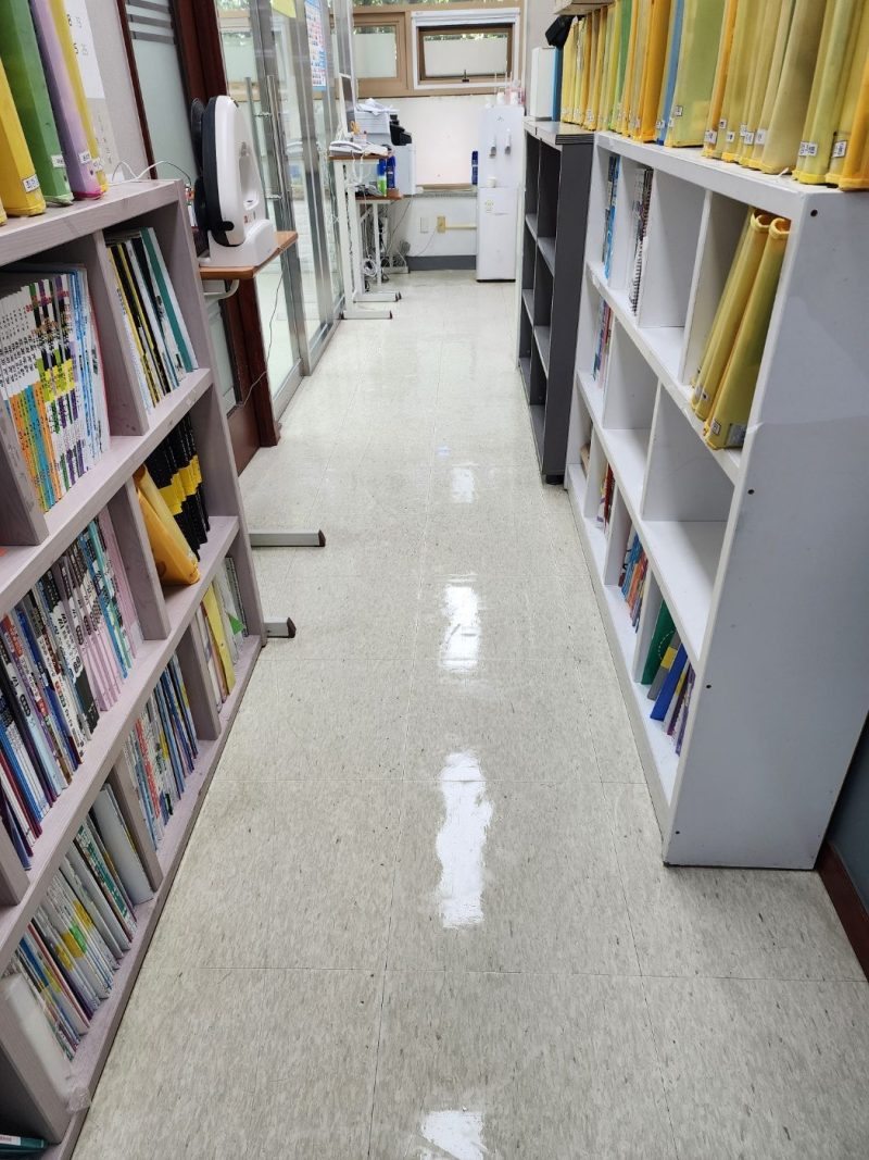 학원청소 작업 후 현장 사진
