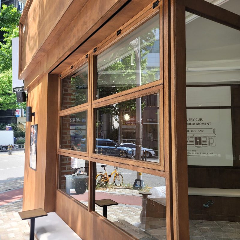 카페청소 작업 후 현장 사진