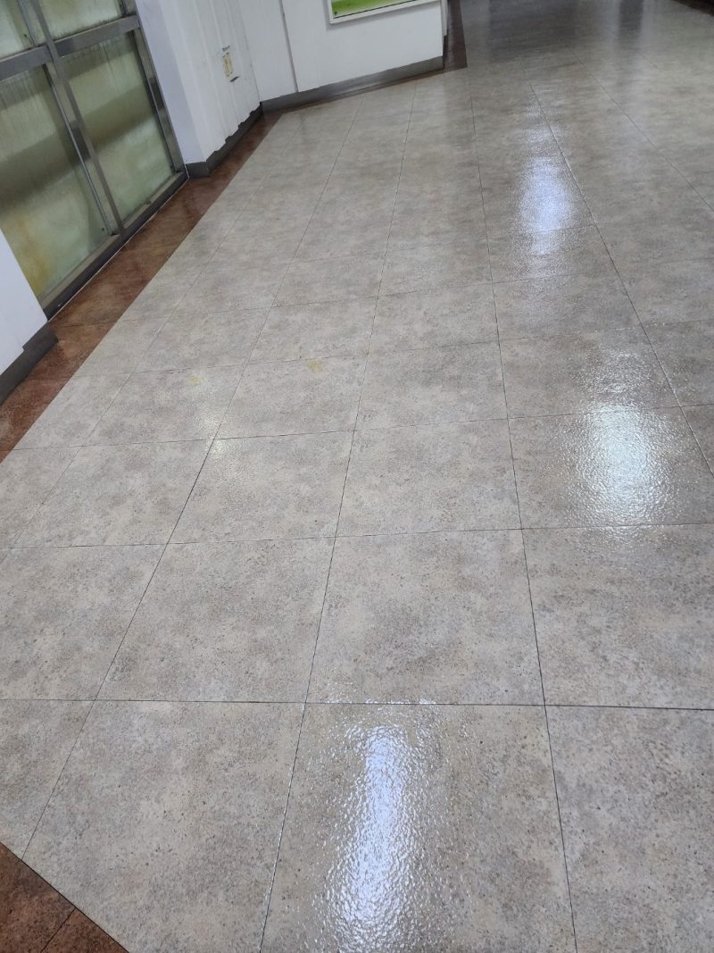 바닥청소 작업 후 현장 사진