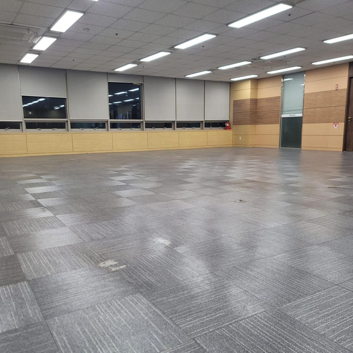 천안시 바닥청소 작업 후 현장 사진