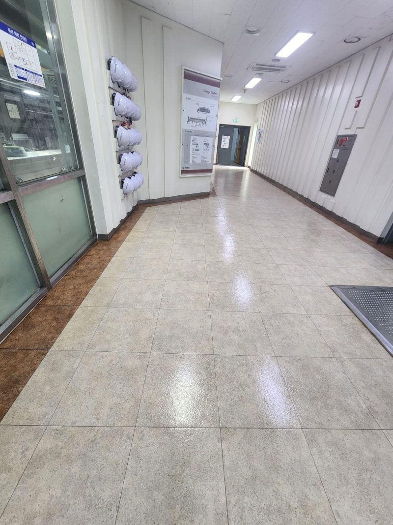 북구 바닥청소 작업 후 현장 사진