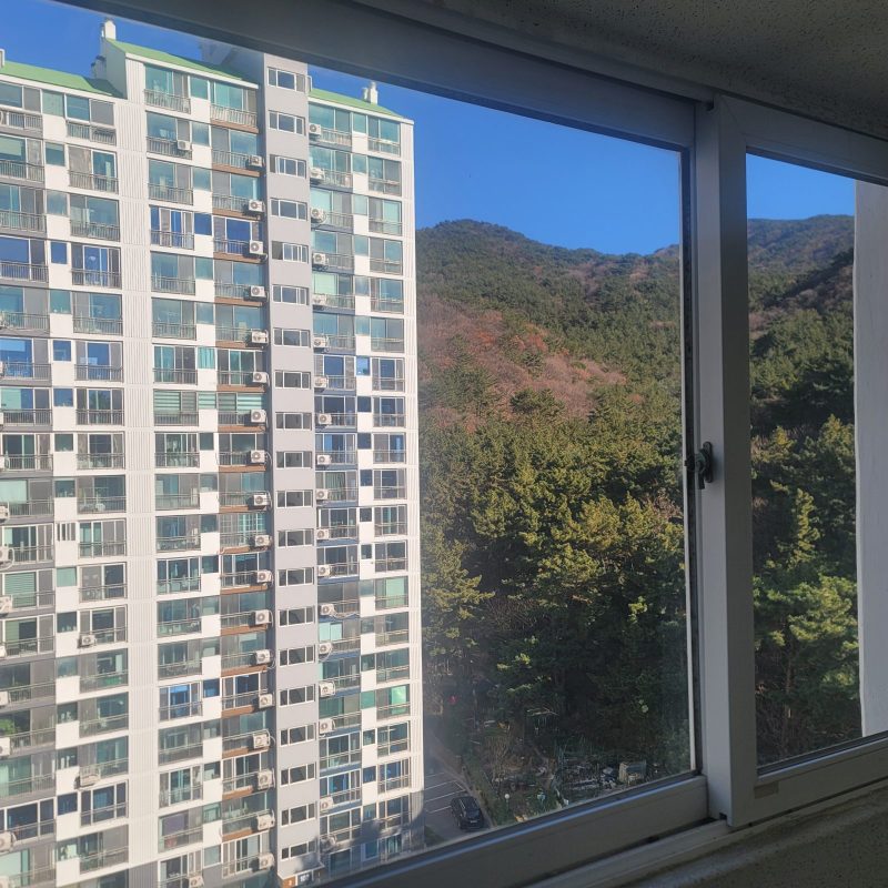 유리창청소 작업 후 현장 사진