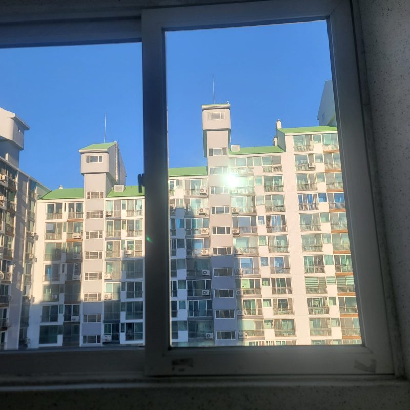 유리창청소 작업 후 현장 사진