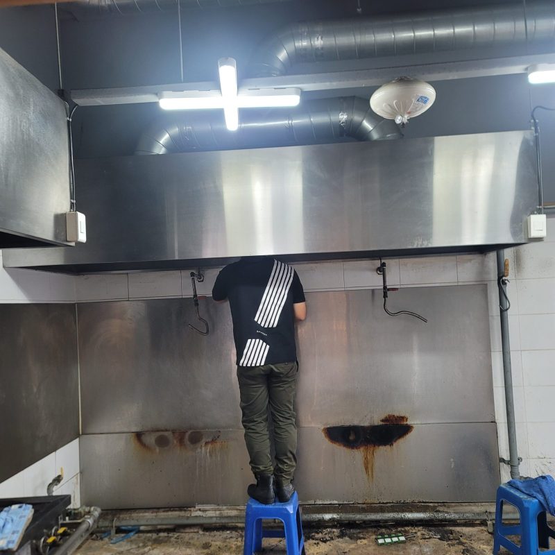 동구 청소 작업 중 현장 사진