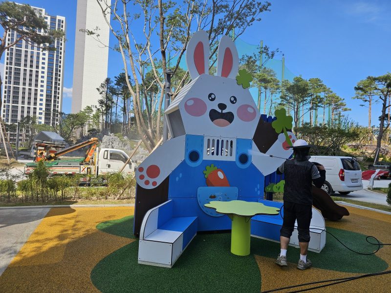 대구광역시 청소 작업 중 현장 사진