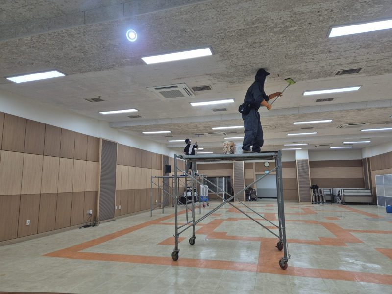 거창군 곰팡이제거 작업 중 현장 사진